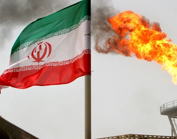 外媒：制裁"大限"将至 伊朗2000多万桶石油正<em>运往中国</em>