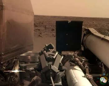 “洞察号”成功抵达火星 太阳能电池板已展开