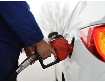 <em>油价上涨</em>！自2019年1月14日24时起国内汽、柴油价格每吨均提高105元