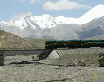 <em>罗杰</em>：西藏交通网络四通八达 保护环境是第一要求