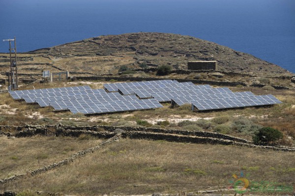 Greece_solar_PV_plant_Image_-1200<em></em>x798 (1)