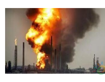 <em>沙特油田</em>被炸 石油暴减产量570万桶 美国导弹全程沉默 是苦肉计？