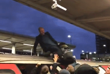 53640DCDD722A5A87D8AFC5838306AD642744338_size1116_w431_h292