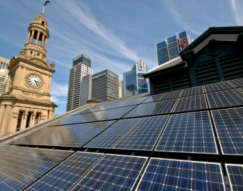 独家翻译 | 到2030年实现100%可再生能源发电！悉尼市政府宣布6000万美元<em>可再生能源计划</em>