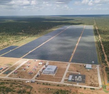 中国能建承建<em>肯尼亚</em>加里萨50兆瓦光伏发电项目投运