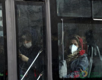 因空气污染严重 <em>伊朗宣布</em>首都学校停课延长