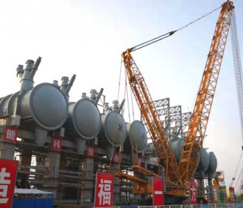 世界单套产能最大的丙烷脱氢项目反应器成功吊装就位