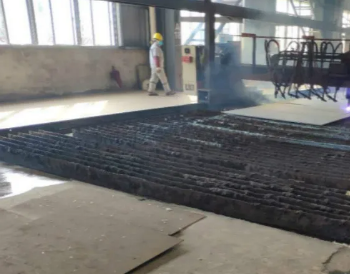 华滋能源开建第二套海上风电稳桩平台