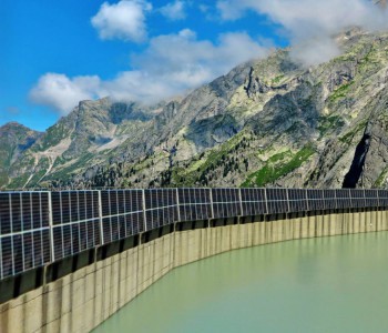 独家翻译 | 瑞士企业将建设<em>阿尔卑斯</em>山第二座高海拔光伏电站