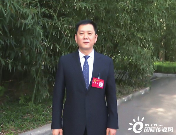 济南热力集团党委书记,董事长潘世英代表: 积极推广清洁能源 华山片区