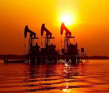 天津海关打通10亿吨级海上油田原油“出口通道”