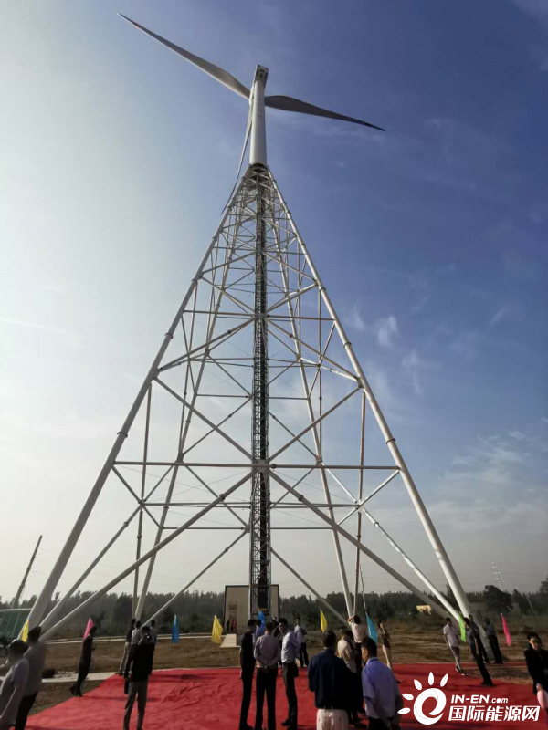 创新高160米全球最高预应力构架式钢管塔架风电机组并网