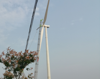 河北宣力許繼藍天70MW風電項目風機首吊完成