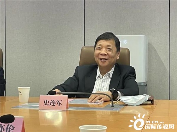 中广核新能源总经理李亦伦拜会北京电力交易中心主任史连军