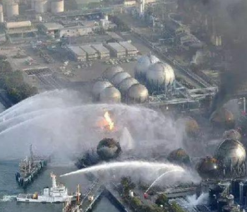 <em>日本政府</em>正式决定将百万吨核废水排入大海 福岛核事故要全世界买单