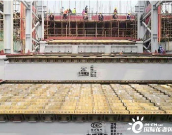 河南宜阳垃圾焚烧发电项目2号炉炉排吊装完成
