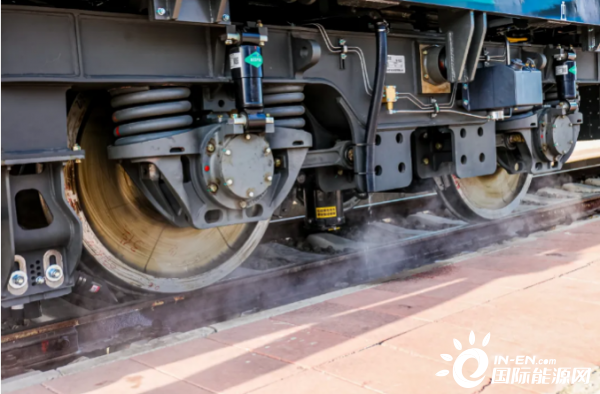 年减碳9.6万吨！氢能火车头实现零排放、零污染！