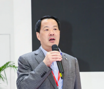 中国工程院院士、<em>凯盛科技集团</em>董事长彭寿：太阳能事业就是玻璃的事业！