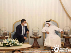 周剑<em>大使</em>出席卡塔尔电动公交和充电站启用仪式