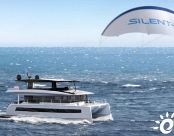 性能更好：Silent Yachts新款<em>太阳能双体船</em>加入风筝翼设计