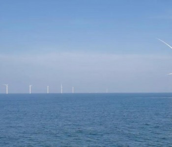 全国单体最大海上风场在建，<em>远景风机</em>率先完成吊装