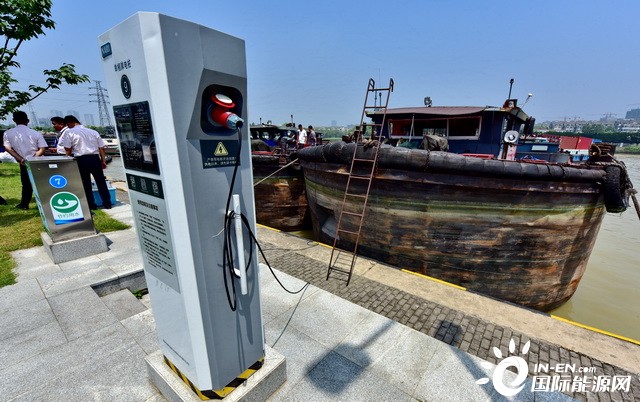 长江流域港口船舶强制使用岸电 严控燃油消耗、污染排放