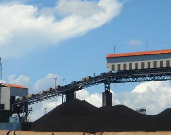内蒙古为每户农牧民至少提供2吨<em>平价煤</em>