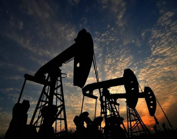 传言<em>沙特石油产量</em>将超过1000万桶 ，美油大跌3%创近一个月新低
