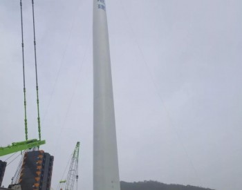 湖南<em>新化吉庆</em>风电场风电塔架制造工程首套完成吊装
