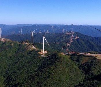 大唐、三峡、<em>国家能源集团</em>开发！风电、光伏各1.5GW！河北省公示纳入国家第一批大型风电光伏基地项目名单！