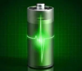 储能市场再掀技术之争！圆柱电池VS<em>刀片电池</em>，谁是主流？