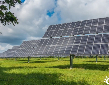 近期太阳能电池板<em>成本上升</em>与波动 原因为何？
