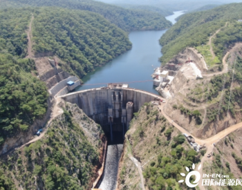 刚果（金）<em>布桑加</em>水电站大坝全面封顶至885米高程