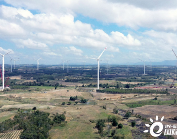 越南最大陆上风电项目葱龙乡155兆瓦风机吊装完成
