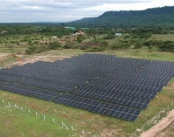 面向柬埔寨矿泉水生产商的<em>太阳能加储能</em>服务