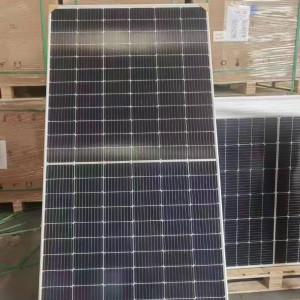 回收电池片 收购电站拆卸太阳能组件 光伏电池板