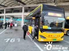 浙江嘉兴市本级首条氢能源公交车示范线投入运营
