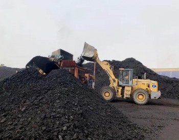 内蒙古：2021年规模以上<em>煤炭企业</em>生产原煤10.4亿吨