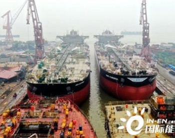 <em>新时代造船</em>两艘156500吨油船顺利下水