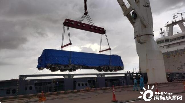 中国制造！世界最大铁矿石供应商接收第二台电力机车