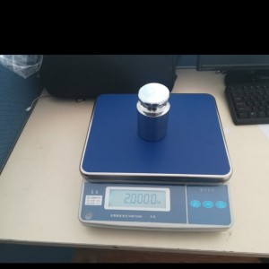 供应默可励30kg/0.1g电子桌秤可计重计数可外接打印机