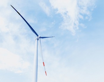 <em>风电产业</em>助推“双碳经济”新动能