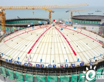 上海電建承建的又一國內最大的薄膜儲罐順利完成氣頂升