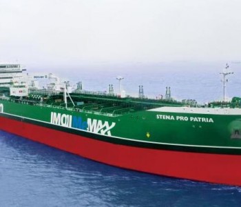 4.99万吨！我国首艘甲醇双燃料绿色船舶在广州南沙