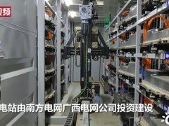 广西柳州建成新能源出租车“换电站” 恢复电量仅需3分钟