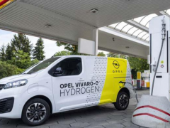 欧宝 Vivaro-e 氢燃料电池电动汽车实现零排放