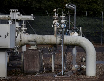 英媒：若天然气危机加剧，英国可能切断对欧盟<em>输气管道</em>