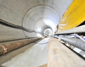全球最长石油气管<em>隧道</em>在深开建