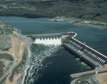 国家发改委：1-5月<em>水电发电量</em>同比增长22.4% 远高于近年平均增速