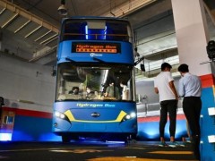 <em>香港</em>城巴引入全球首辆三轴双层氢能巴士
